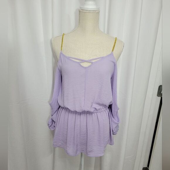 Bold elements cold shoulder blouse - Picture 9 of 11